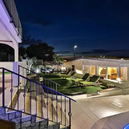 Villa Pinia *